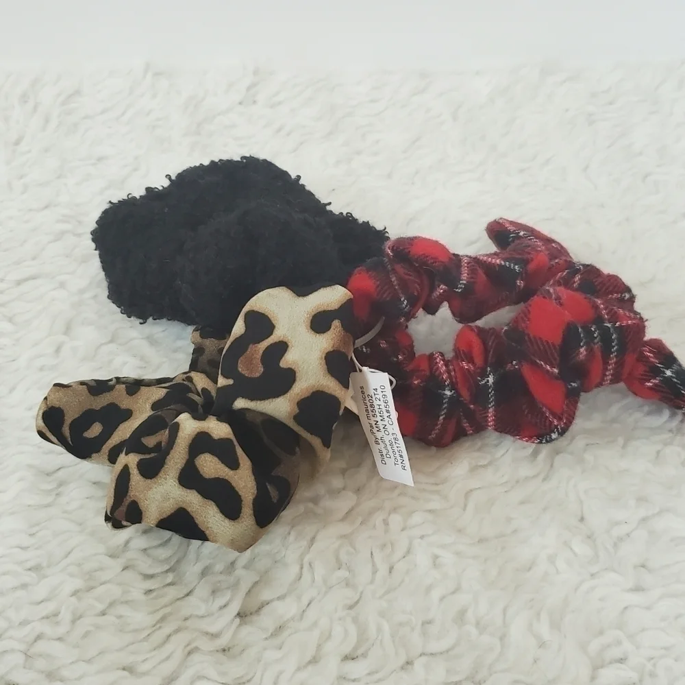 3 Pack Black Fuzzy Brown Black Leopard Red Plaid Bow Scrunchie Set NWT